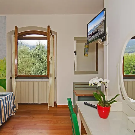 La Casa Gialla Montignoso
