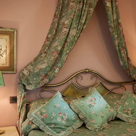 Bed & Breakfast La Casa Gialla