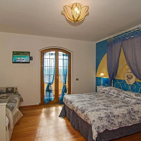 La Casa Gialla Bed & Breakfast