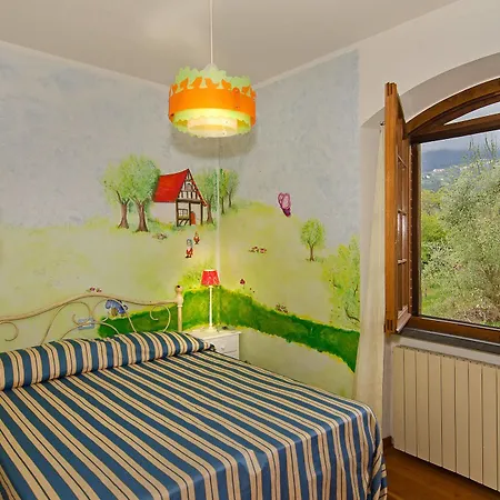 La Casa Gialla * Montignoso